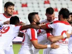 Antalyaspor, Son 15 Yılın En Kötü Başlangıcını Yaptı