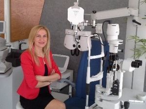 Göz Kuruluğu Kadınları Vuruyor