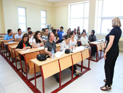 RTEÜ'de Okutmanlara Eğitim