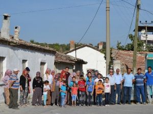 Servis Aracı Olmayan Çocuklar Okula Gidemedi