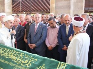 Meclis Başkanı Kahraman Ve Bakan Müezzinoğlu, Birlik Vakfı Şube Başkanı’nın Cenazesine Katıldı