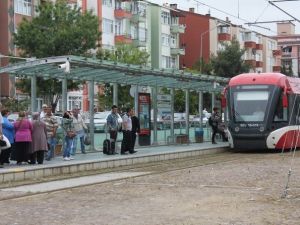Tramvaylar Üniversite-mavi Işıklar Arasında Hizmet Verecek