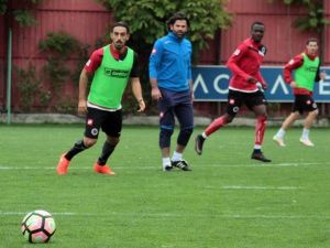 İrfan Can Kahveci: "Hedefimiz Avrupa"