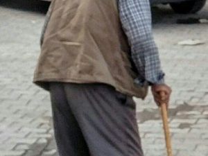 Yaşlı Adam Eşini Bıçaklayarak Öldürdü