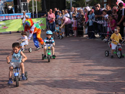 Minikler Pedala Aileler Heyecana Bastı!