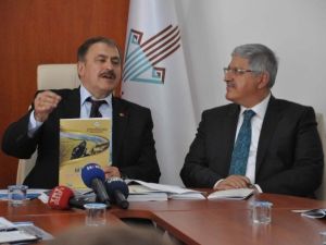 Bakan Eroğlu Bitlis’te