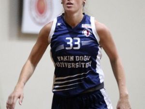 Yakın Doğu Üniversitesi Bulgar Rakibini Farklı Yendi
