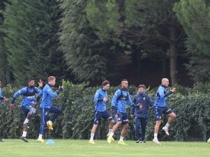 Fenerbahçe, Gaziantepspor Maçı Hazırlıklarını Sürdürüyor
