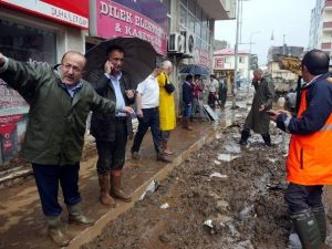 Beşikdüzü’nde Temizlik Çalışmalarına Devam Ediliyor