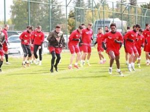 Eskişehirspor, Ümraniyespor İle Yapacağı Maçın Hazırlıklarını Sürdürüyor