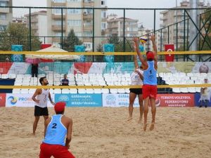 Pro Beach Tour Nilüfer Etabı Başladı
