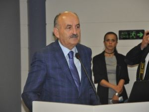 Çalışma Ve Sosyal Güvenlik Bakanı Mehmet Müezzinoğlu: