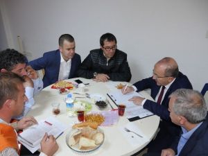 Başkan Gümrükçüoğlu Beşikdüzü’ndeki Çalışmaları Yerinde İnceliyor