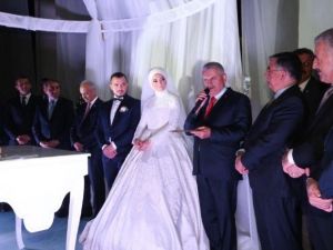 Başbakan Binali Yıldırım, Yeğeninin Nikah Şahidi Oldu