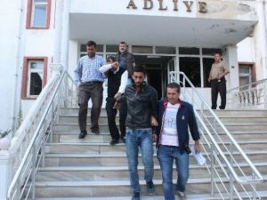Yaşlı Kadının 115 Bin Tl’sini Dolandıran Şahıslara Polisten Şok Operasyon