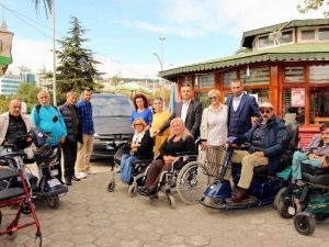 Bağış İçin Almanya’dan Gelen Engelli Minibüsüne Yasal Engel
