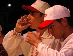 Çay İçmede Ülkeler Yarıştı