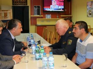 Almanya’da Camiye Bombalı Saldırı