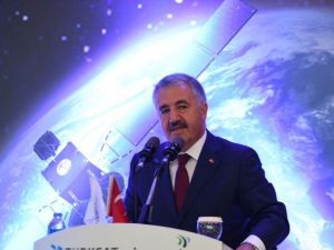 Bakan Arslan: “Dünyadaki Dostlarımız 15 Temmuz’u Başlangıçta Anlayamadılar”