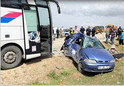 Rize Otobüsü Kaza Yaptı 3 Ölü, 1 Yaralı