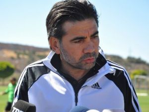 Özköylü: "Futbolcular Psikolojik Ezikliğin İçindeler"