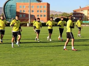 Kayserispor, Kasımpaşa’ya Bileniyor
