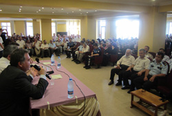 Emniyet'te Din Adamlarına Seminer