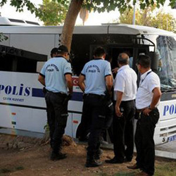 Rize'de çeşitli suçlara karışan 17 şüpheli yakalandı