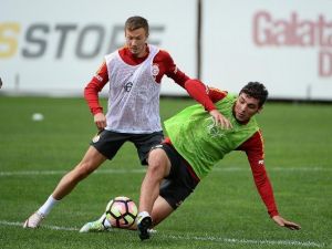 Galatasaray, Antalyaspor Maçının Hazırlıklarını Sürdürdü