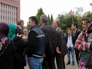 Velililerin İzinsiz Basın Açıklamasına Müdahale