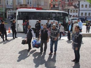 Çorum’da Fetö’den Gözaltına Alınan 23 Kişi Adliyeye Sevk Edildi