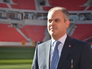 Bakan Kılıç Eskişehirspor’un Yeni Stadını Ve Yurtları Gezdi