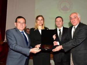 Hacısalihoğlu’ndan Beşikdüzü İçin İlginç Öneri