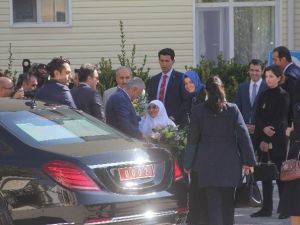 Başbakan Yıldırım, Seyranbağları Huzurevi’ni Ziyaret Etti