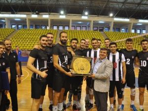 Mobilya Kupasının Şampiyonu Fenerbahçe