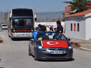 Es-es Taraftarından Maç Öncesi Diriliş Konvoyu