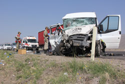Erzurum’da trafik kazası 1 Ölü, 17 Yaralı