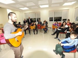 Gençlik Merkezleri Gençlerin Buluşma Noktası Oldu