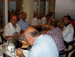 Rizeli İşadamlarından Komutan'a Veda İftarı