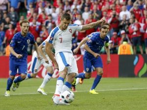 Tomas Necid’e Milli Takım Şoku