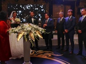 Kaan Kanak Dünya Evine Girdi