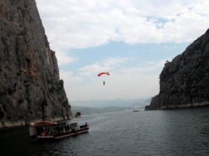 Türkiye’nin En Yüksek Uçurum Atlayış Rekoru Kırıldı