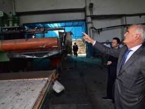 Başkan Yılmaz Alüminyum Fabrikasını İnceledi