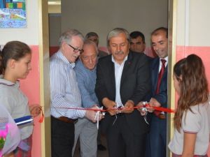 Hayırsever Araştırmacı Yazar İşcan, Osmaneli’ye İkinci Kütüphanesini Kazandırdı