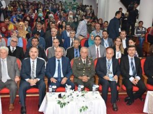 Sinop’ta ‘Uluslararası Gençlik Ve Ahlak Sempozyumu’ Başladı