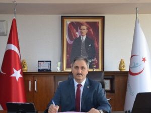 “İlk 6 Ay Sadece Anne Sütü İle Besleyin”