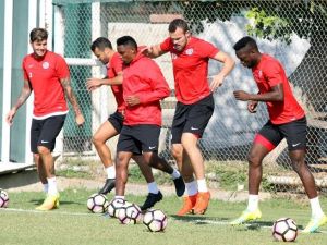 Antalyaspor’da Çaykur Rizespor Mesaisi Devam Ediyor