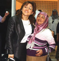 Bakan Şahin Annesini Kaybetti