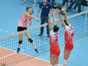 Sultanlar Son Şampiyona Set Vermedi