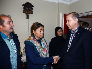 Cumhurbaşkanı Erdoğan Şehit Ailelerini Ve Gazileri Ziyaret Etti
